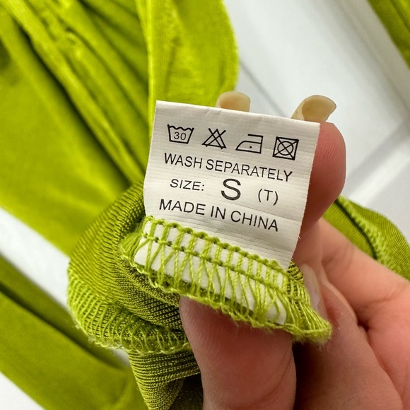 Ruched Sheath Dress - Picture 10 of 10